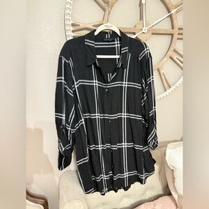 Forever 21 Black and White Checkered Button Down Shirt
